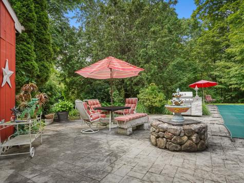 4 Whippoorwill Lane Weston CT 06883