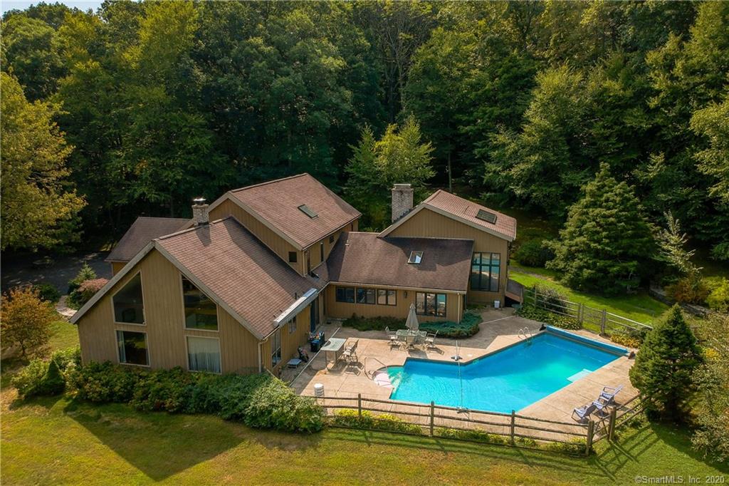 10 Ichabod Lane Bethel CT 06801