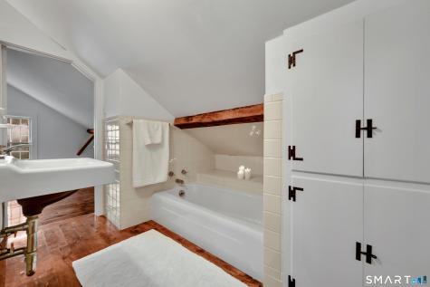 271 Cherry Brook Road Canton CT 06019