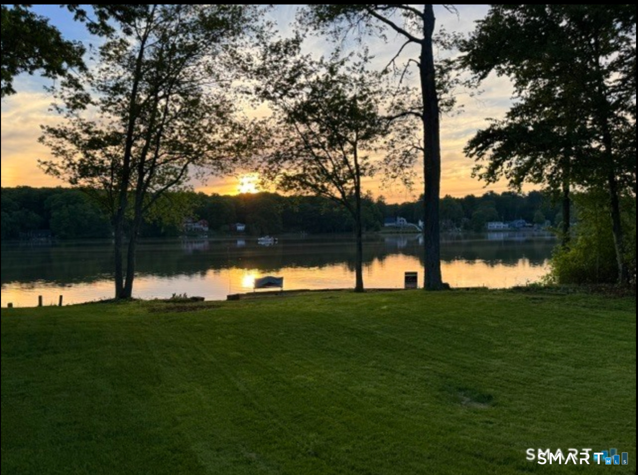 25 Lakeview Street Thompson CT 06277