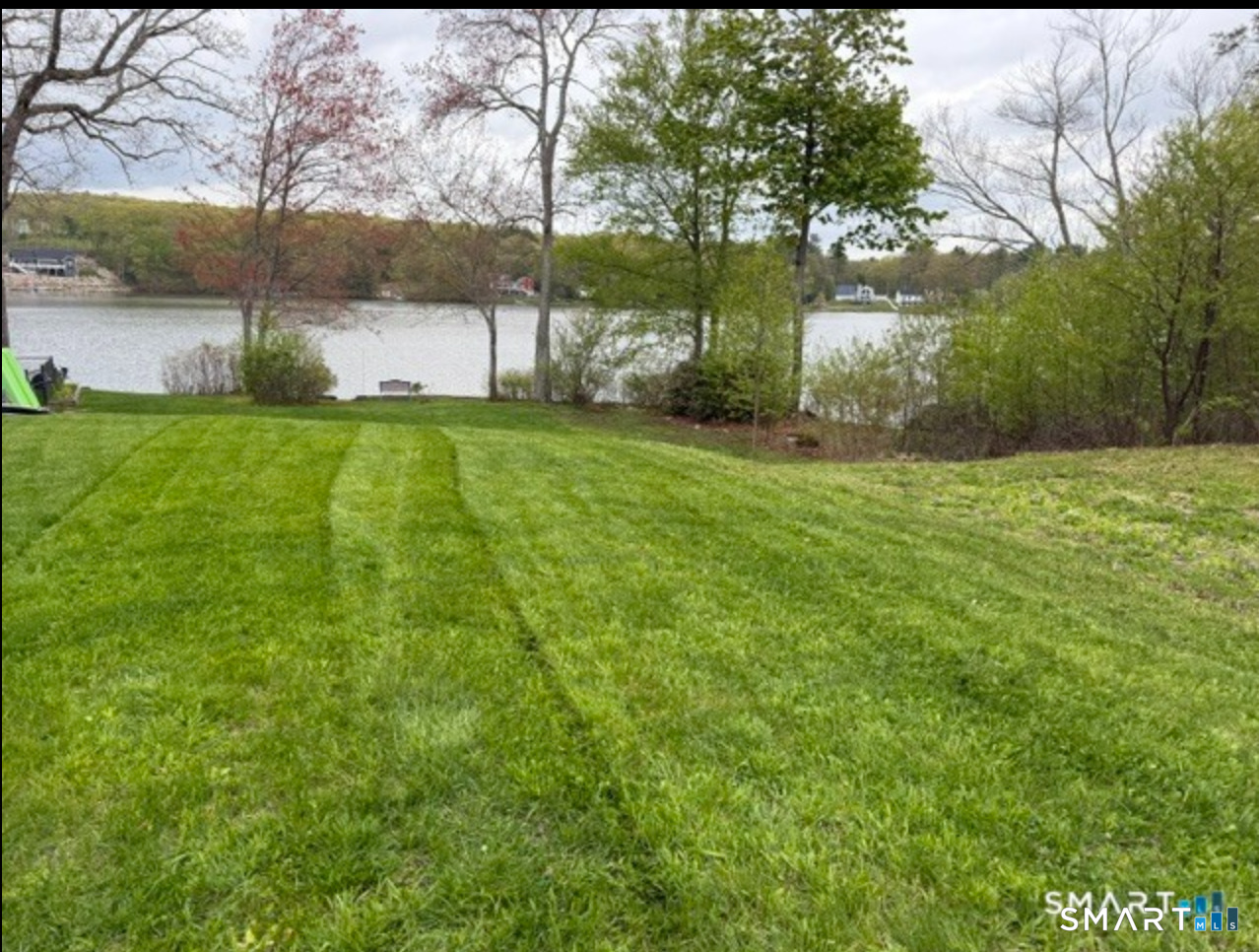 25 Lakeview Street Thompson CT 06277