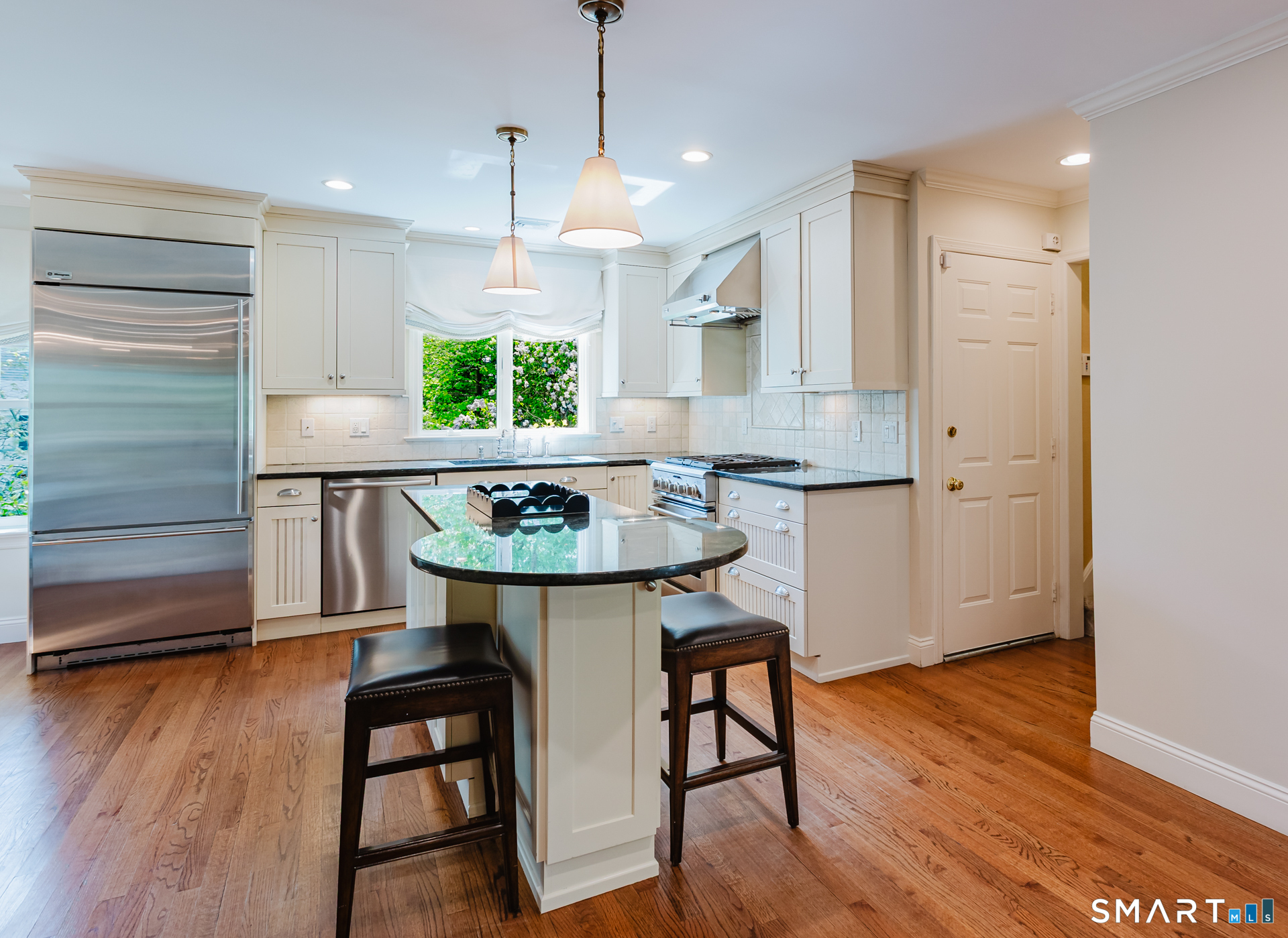 115 Tokeneke Road Darien CT 06820