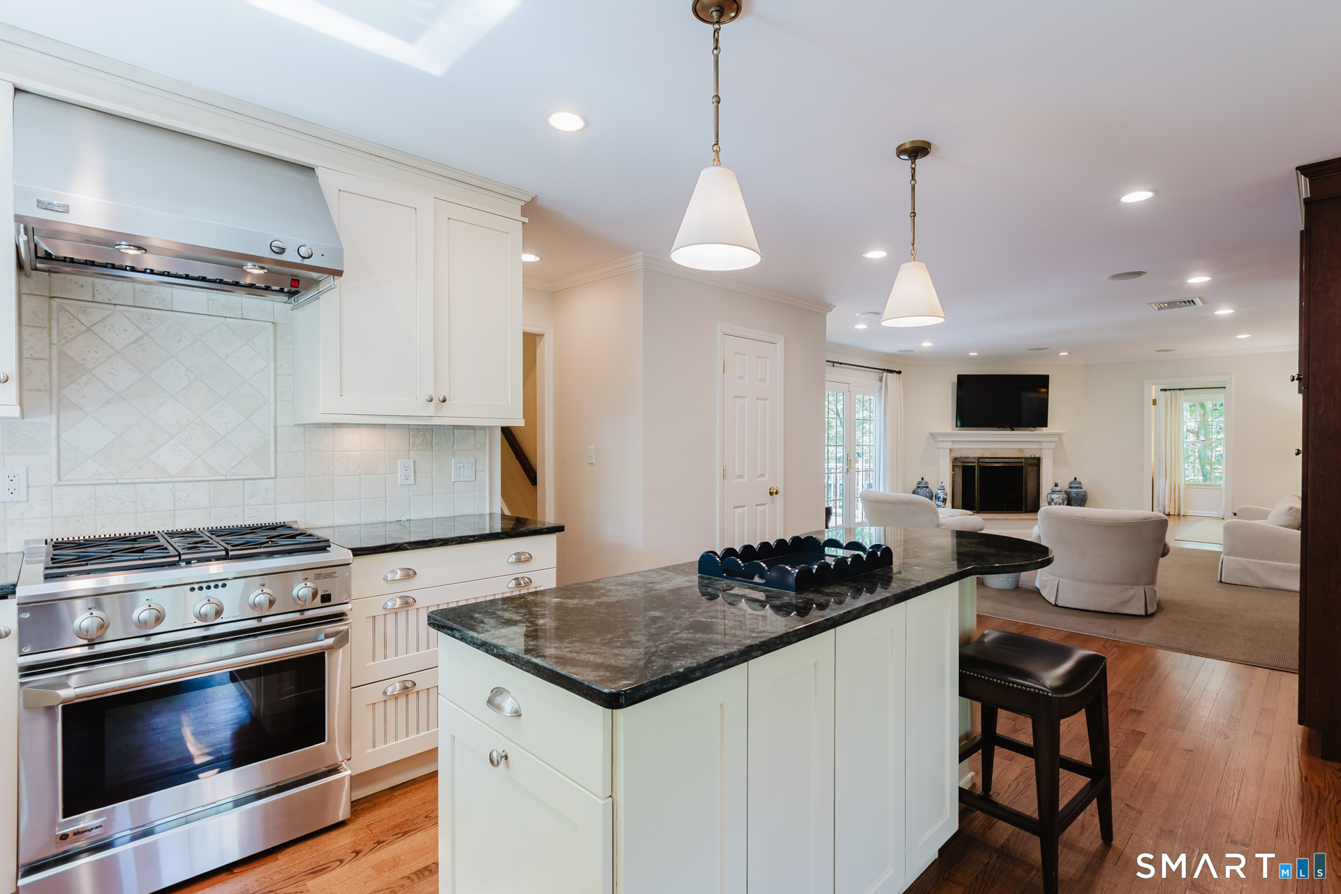 115 Tokeneke Road Darien CT 06820