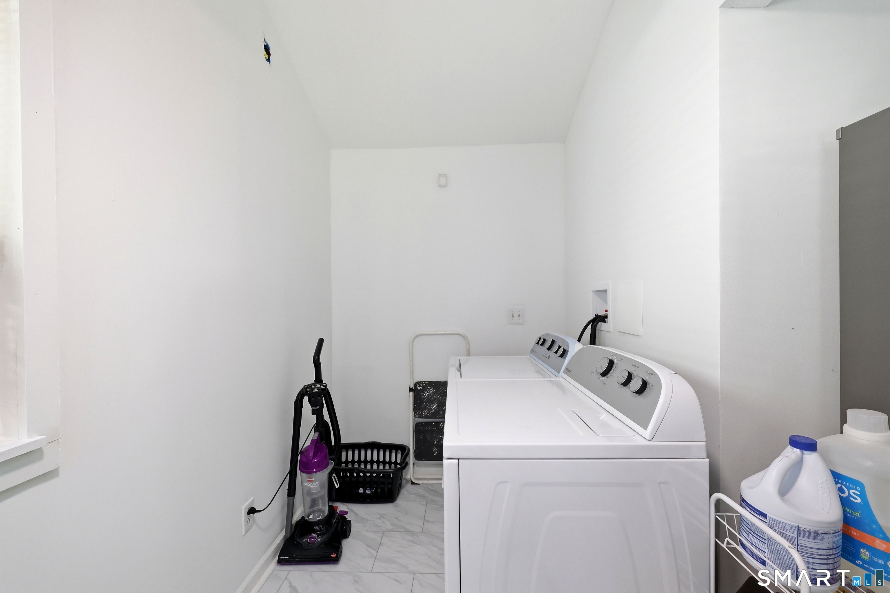 38 Wynola Avenue New Britain CT 06051