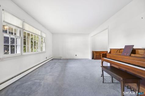 2 Golf View Circle Stamford CT 06905