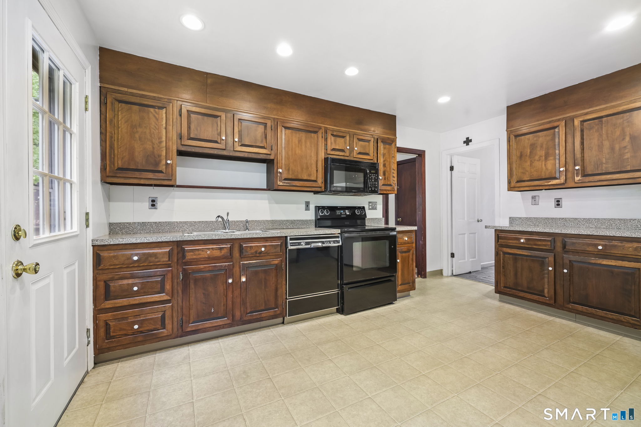 2 Golf View Circle Stamford CT 06905