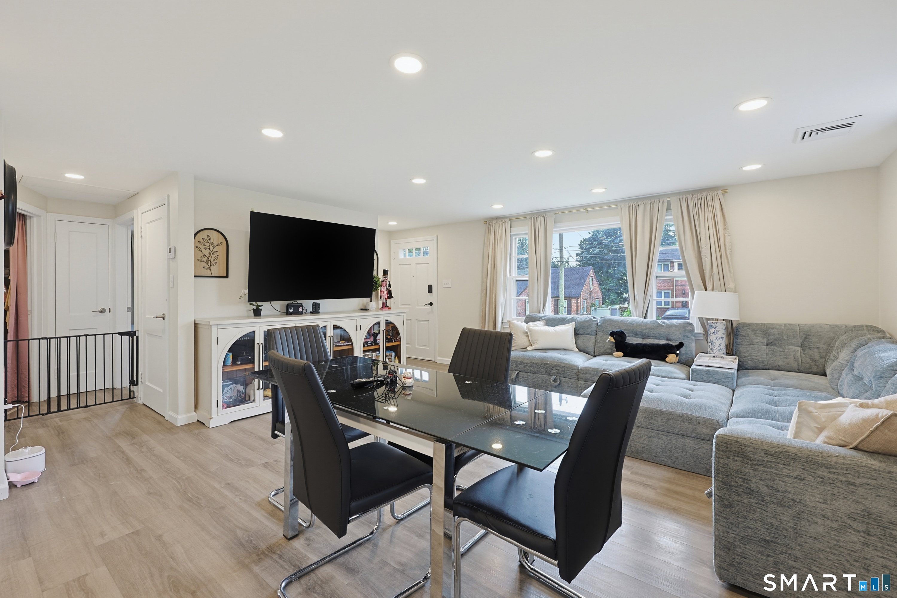 57 Pinehurst Avenue New Britain CT 06053