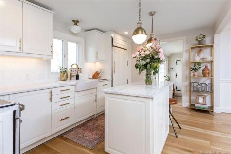 5 Riverview Drive Norwalk CT 06850