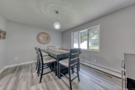 11 Kupchunos Road South Windsor CT 06074