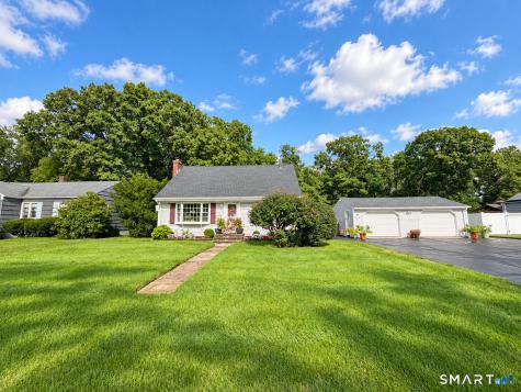 22 Overbrook Road North Haven CT 06473