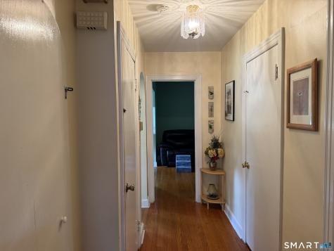 22 Overbrook Road North Haven CT 06473