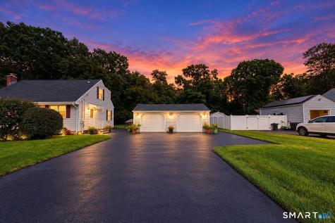 22 Overbrook Road North Haven CT 06473
