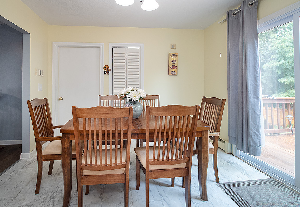 1681 Litchfield Turnpike Woodbridge CT 06525