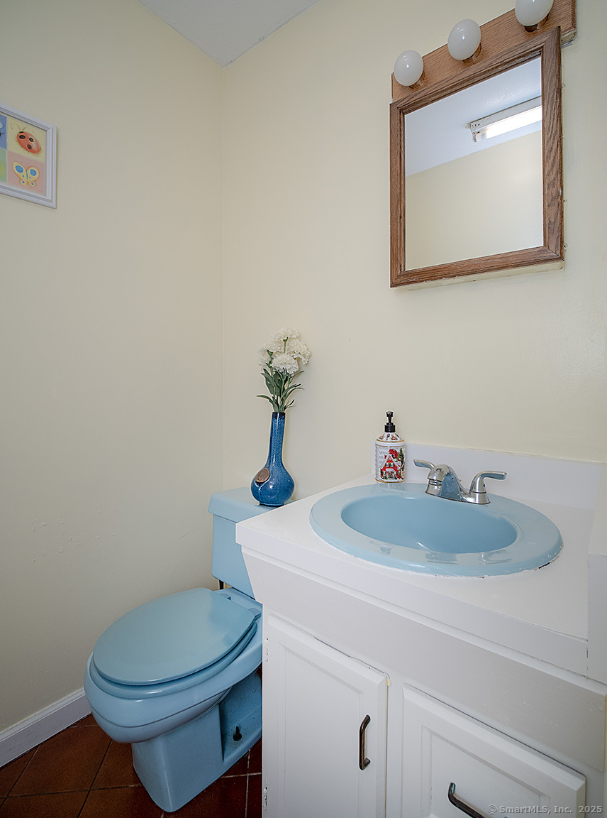 1681 Litchfield Turnpike Woodbridge CT 06525