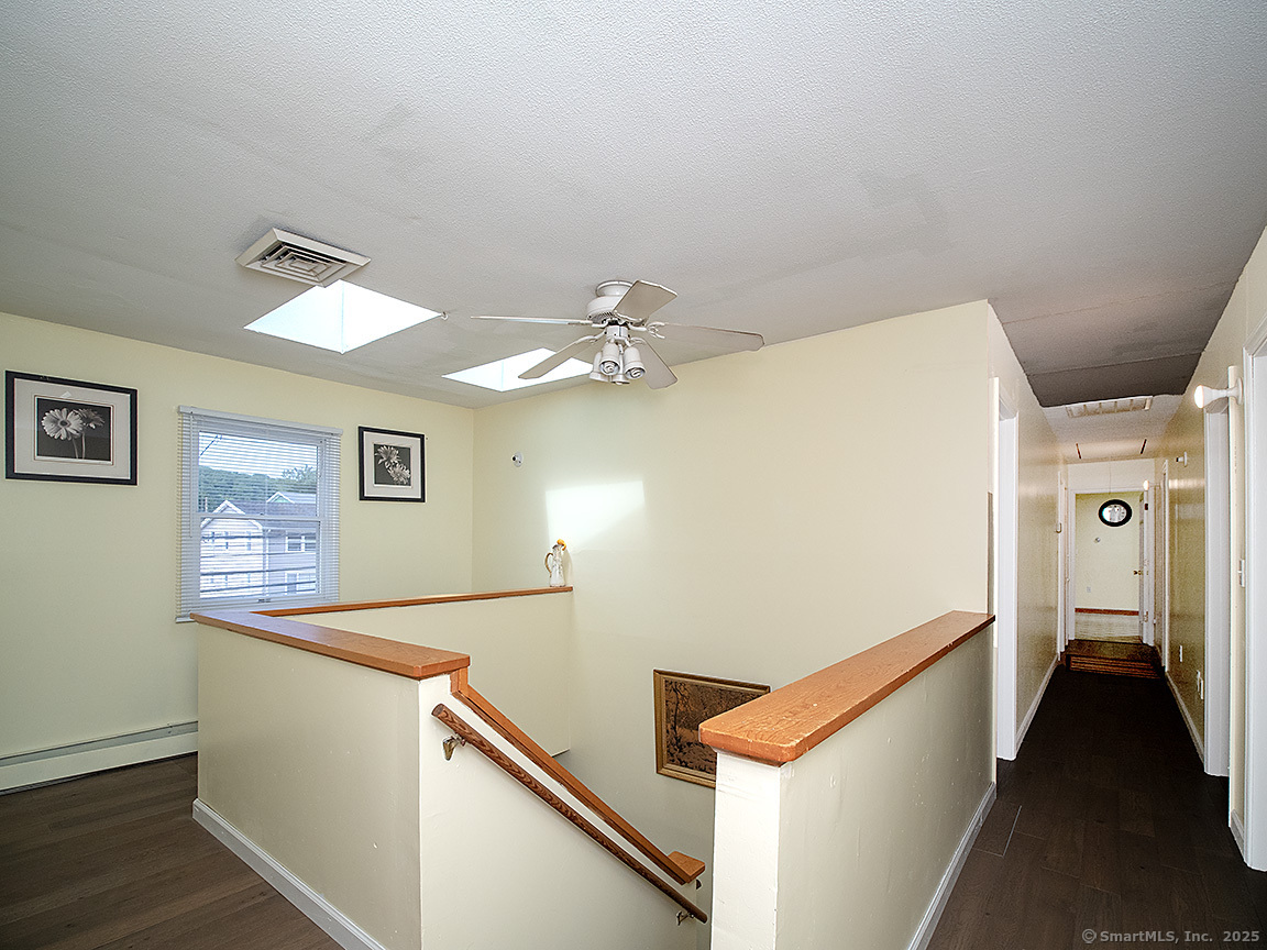 1681 Litchfield Turnpike Woodbridge CT 06525