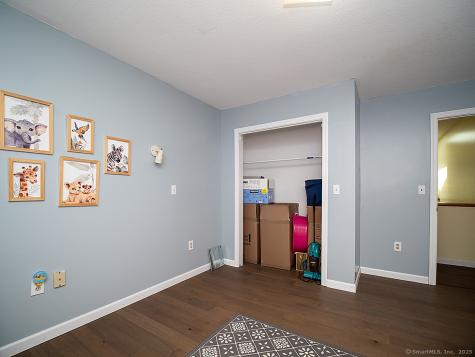 1681 Litchfield Turnpike Woodbridge CT 06525