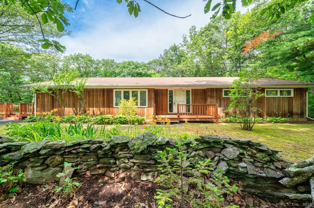 1037 Bartholomew Road Middletown CT 06457