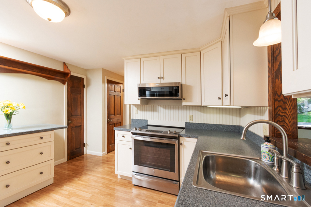 174 Henry Street Manchester CT 06042
