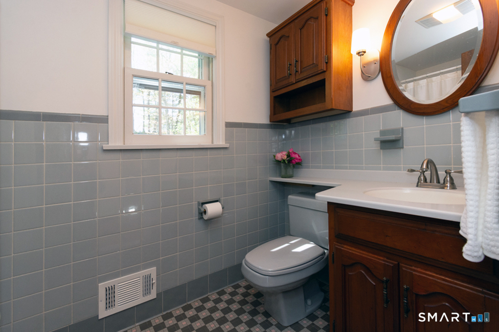 174 Henry Street Manchester CT 06042