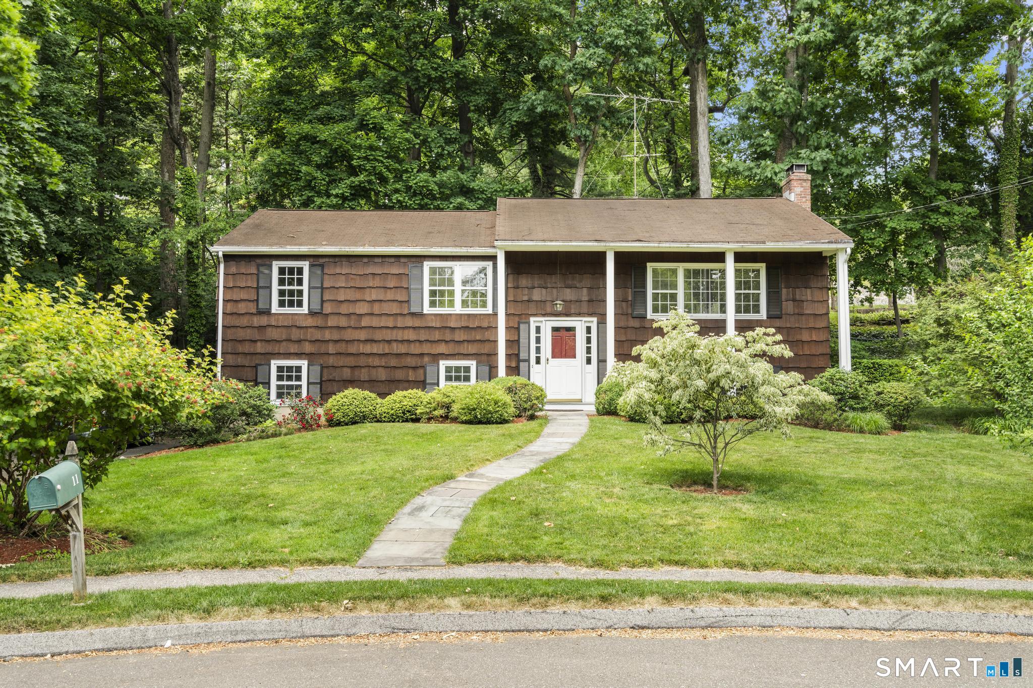 11 Lycett Court Norwalk CT 06850