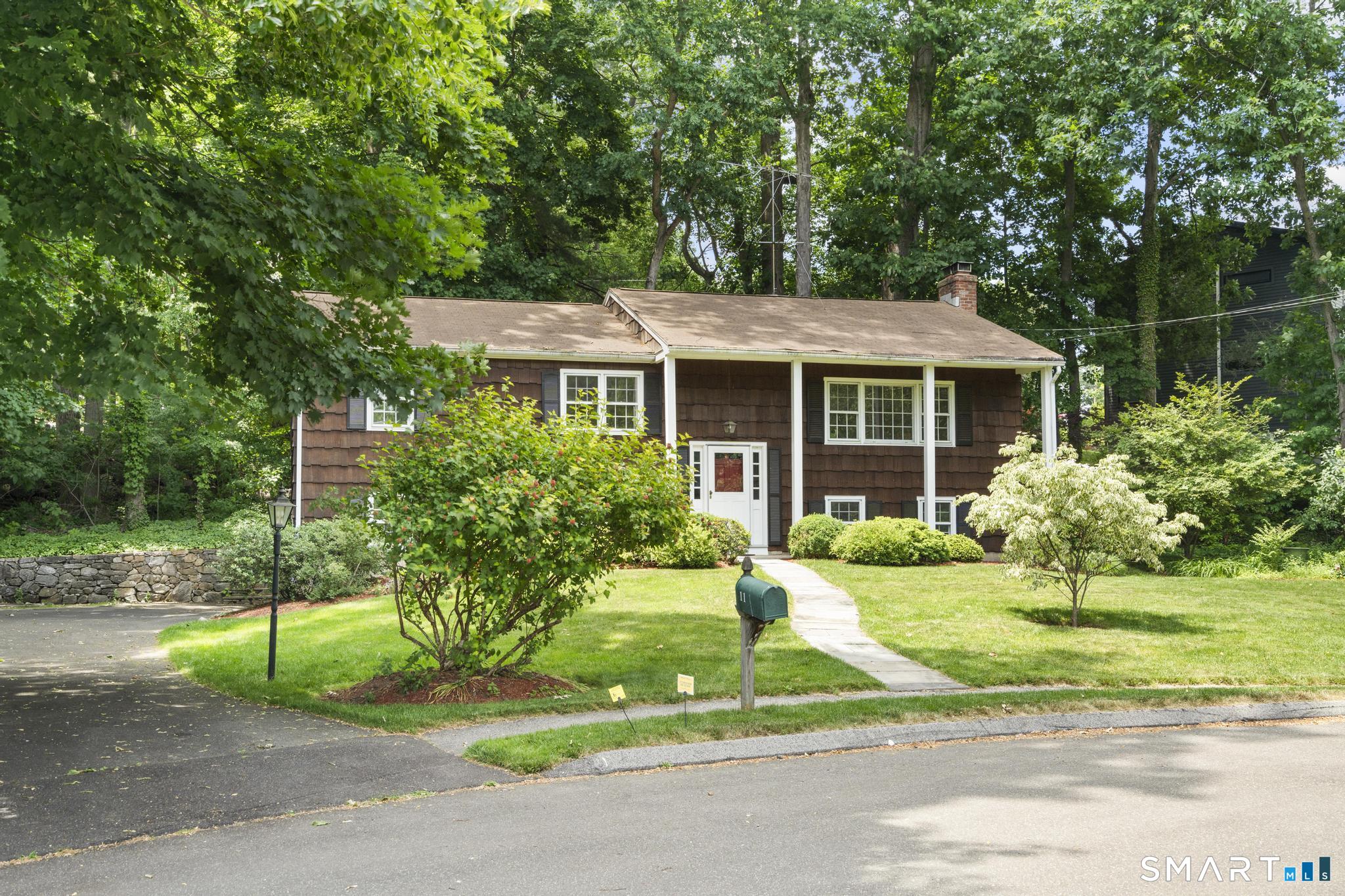 11 Lycett Court Norwalk CT 06850