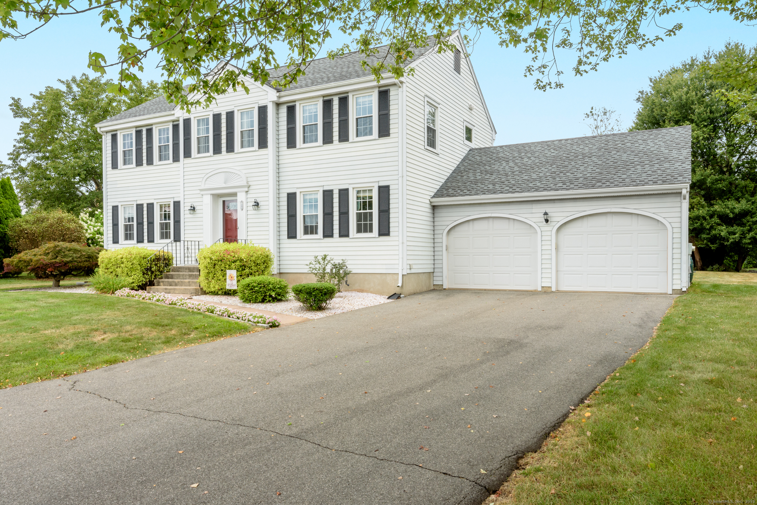 15 Grass Bonnet Lane Wethersfield CT 06109