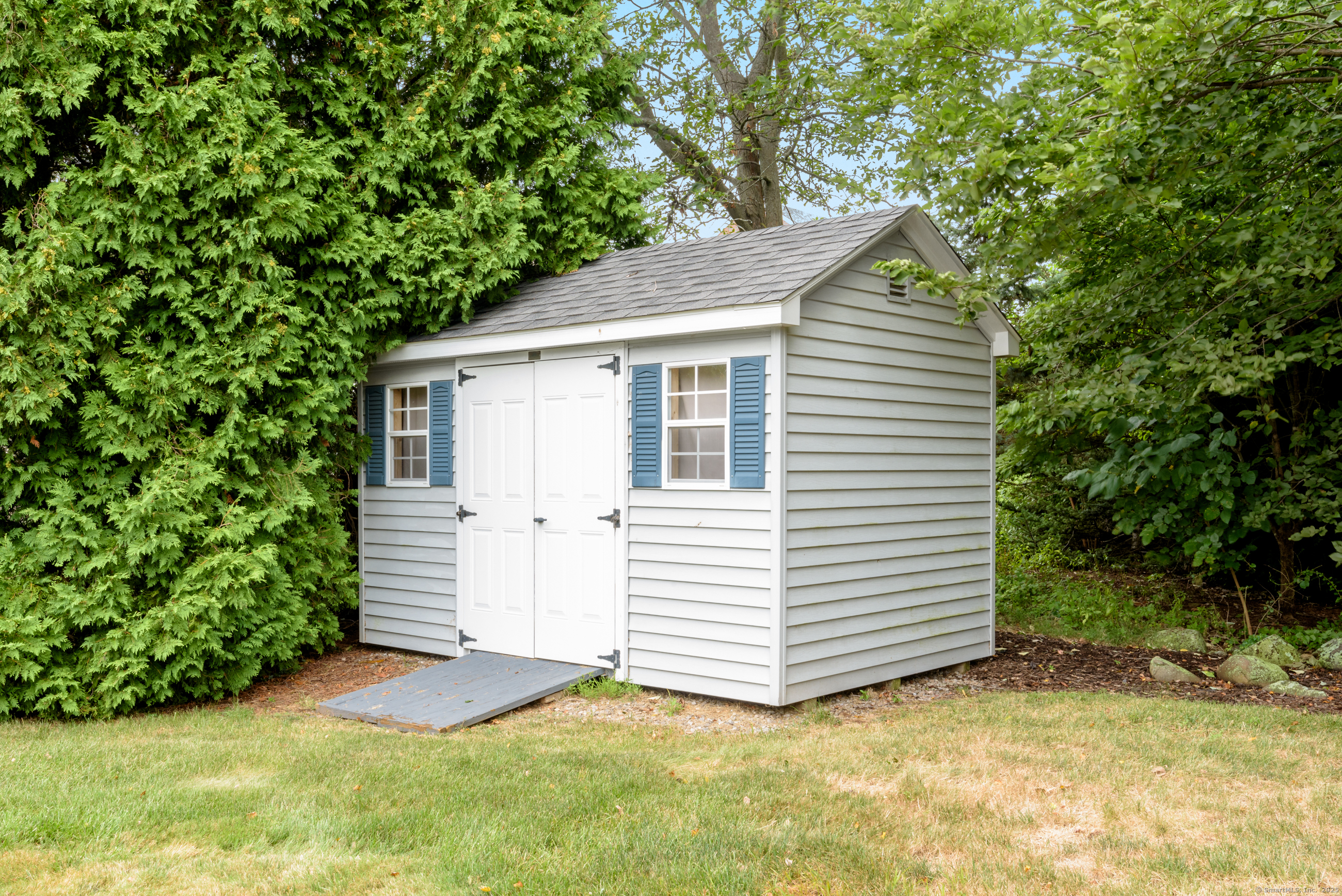 15 Grass Bonnet Lane Wethersfield CT 06109