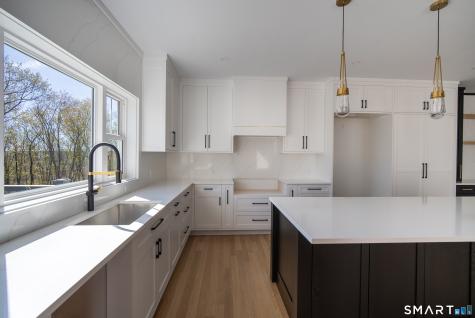 25 Hunting Ridge Road Brookfield CT 06804