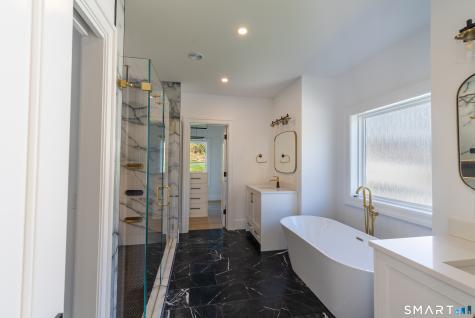 25 Hunting Ridge Road Brookfield CT 06804