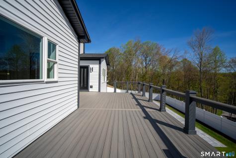 25 Hunting Ridge Road Brookfield CT 06804