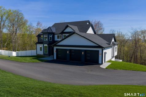 25 Hunting Ridge Road Brookfield CT 06804