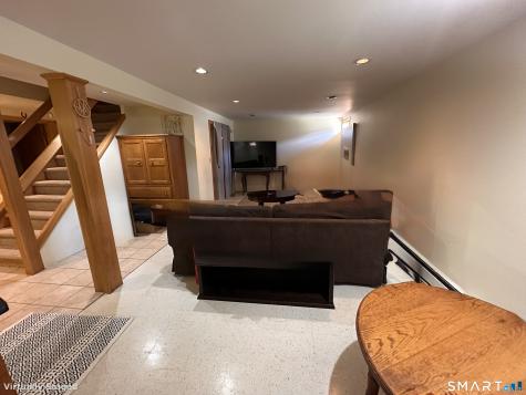 36 Marks Court Branford CT 06405