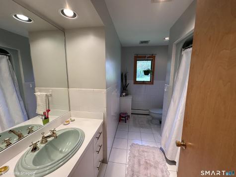 36 Marks Court Branford CT 06405