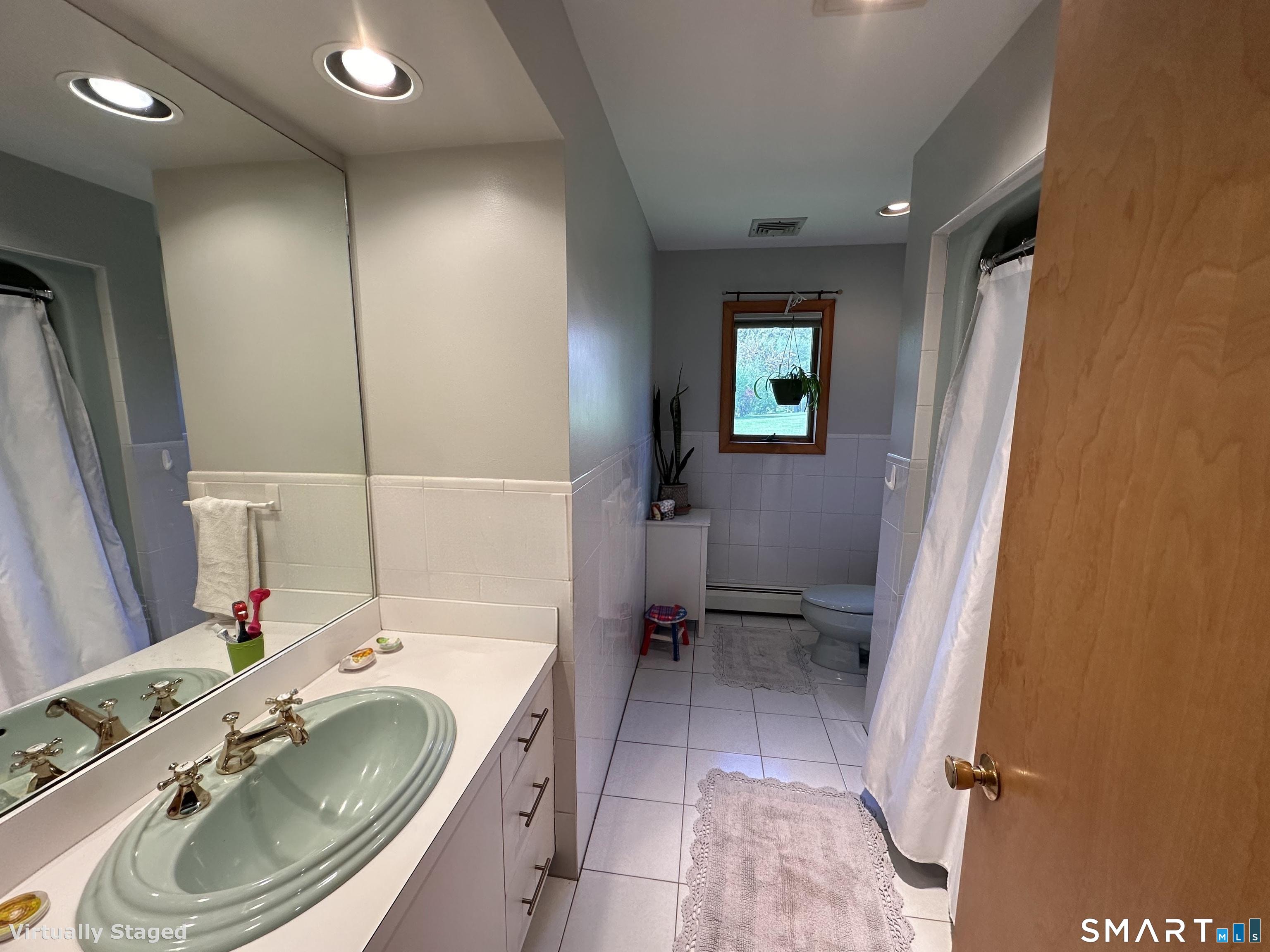 36 Marks Court Branford CT 06405