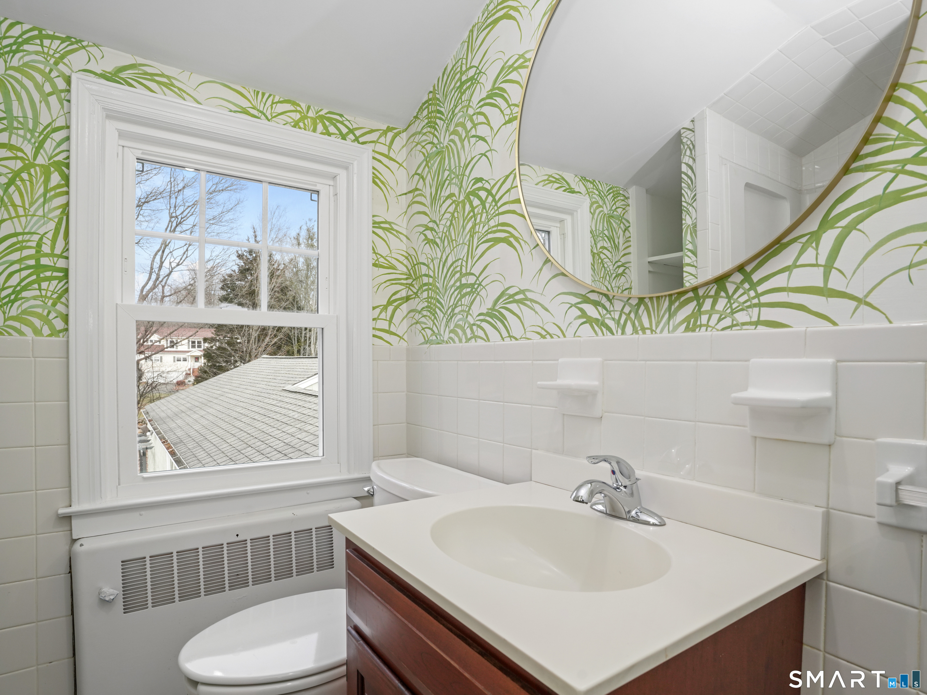 8 Raleigh Road Bridgeport CT 06606