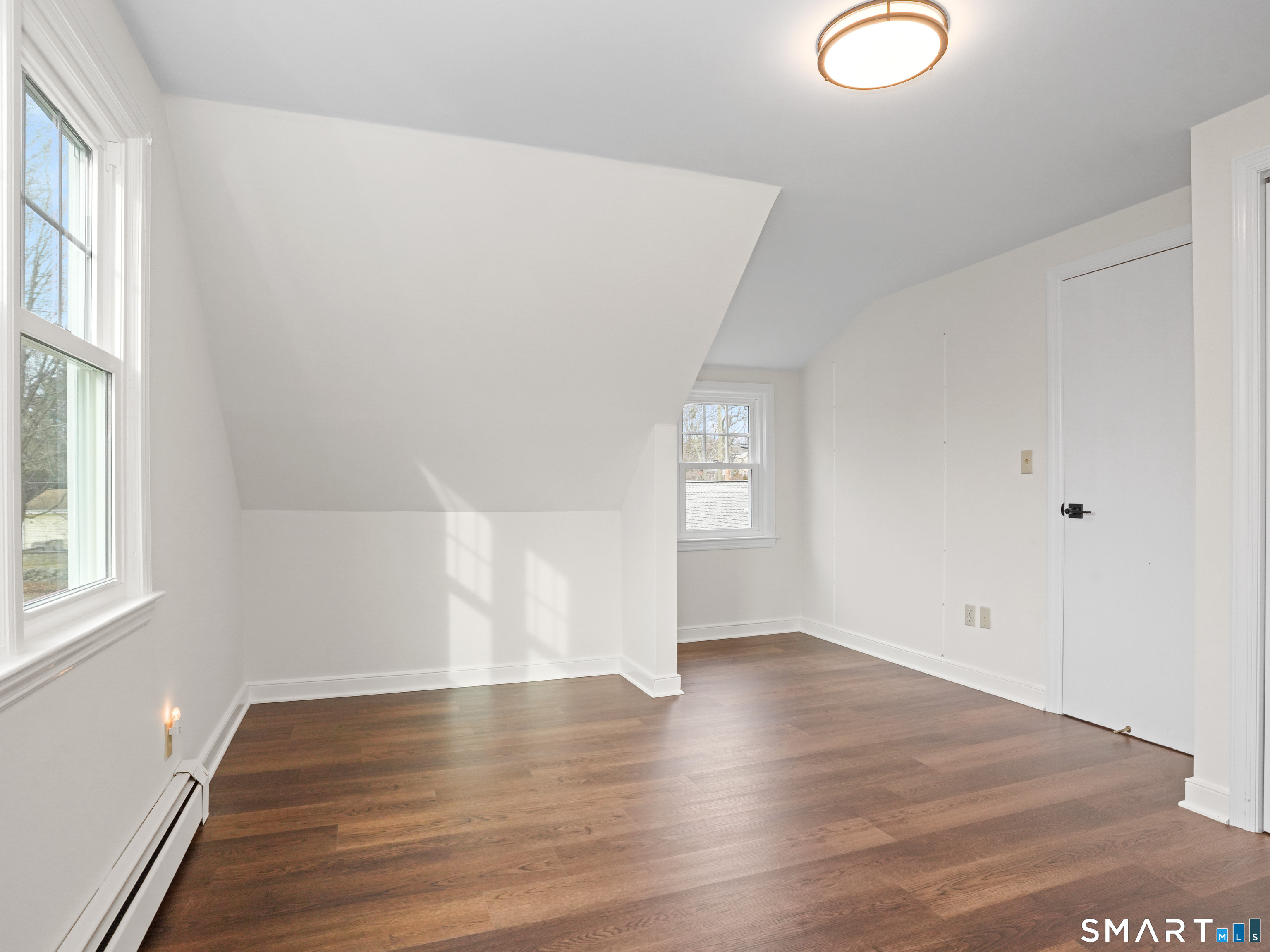 8 Raleigh Road Bridgeport CT 06606