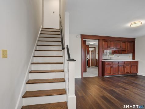 8 Raleigh Road Bridgeport CT 06606