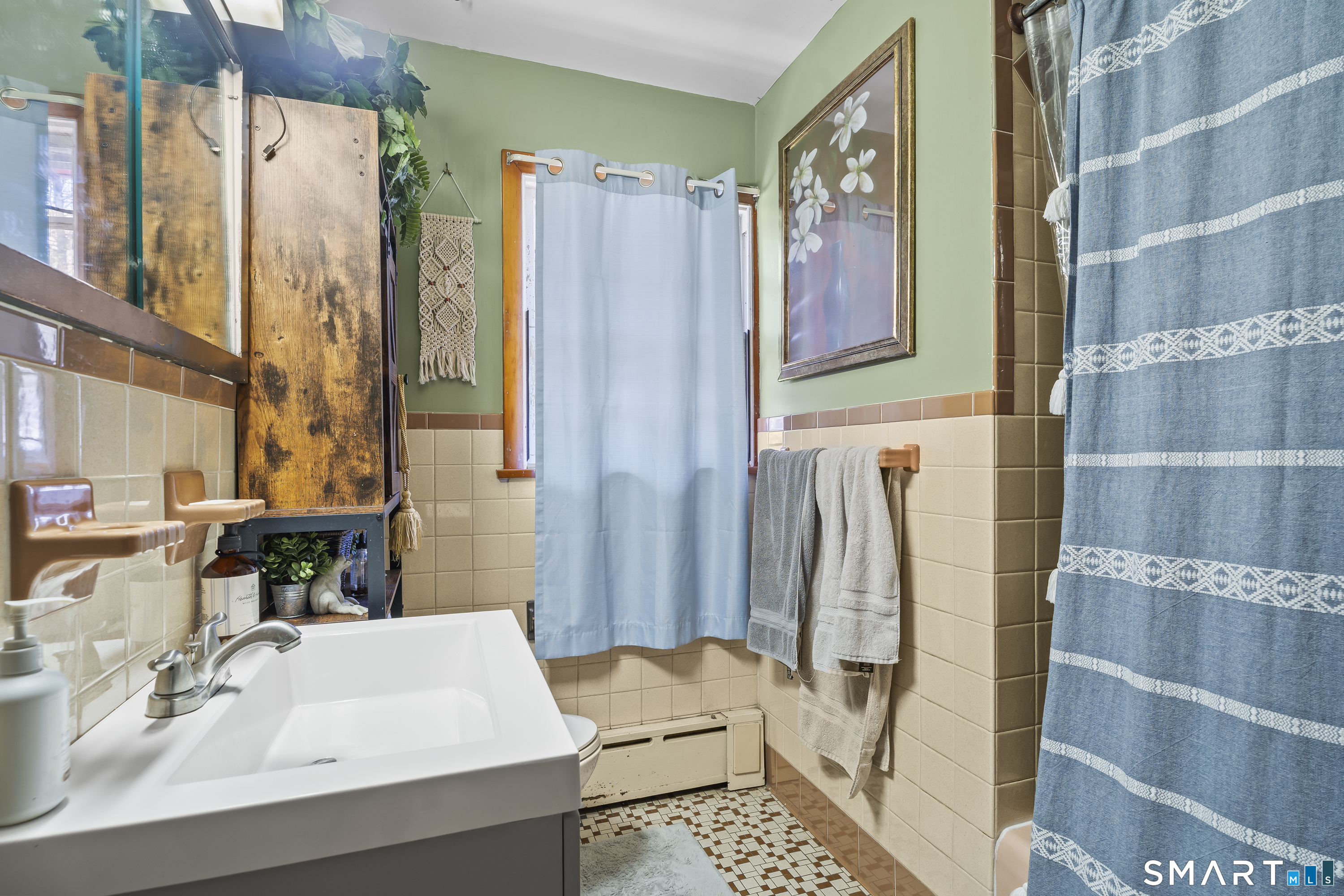 76 Lucas Park Road Norwich CT 06360
