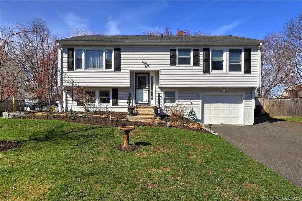 40 Rough Wing Road Naugatuck CT 06770