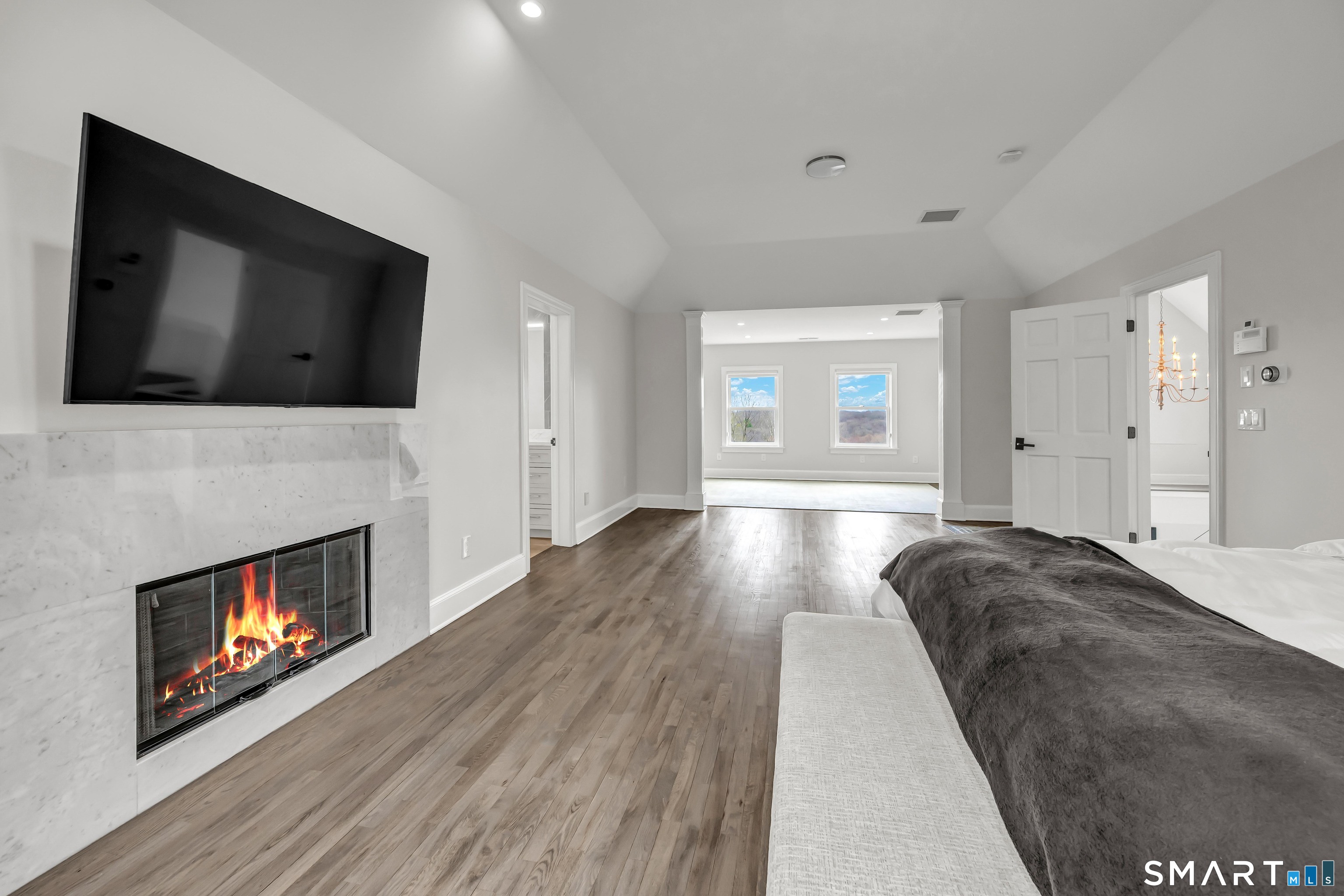 48 Coach Light Drive Woodbury CT 06798