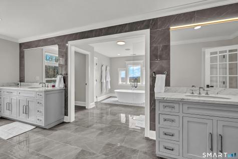 48 Coach Light Drive Woodbury CT 06798