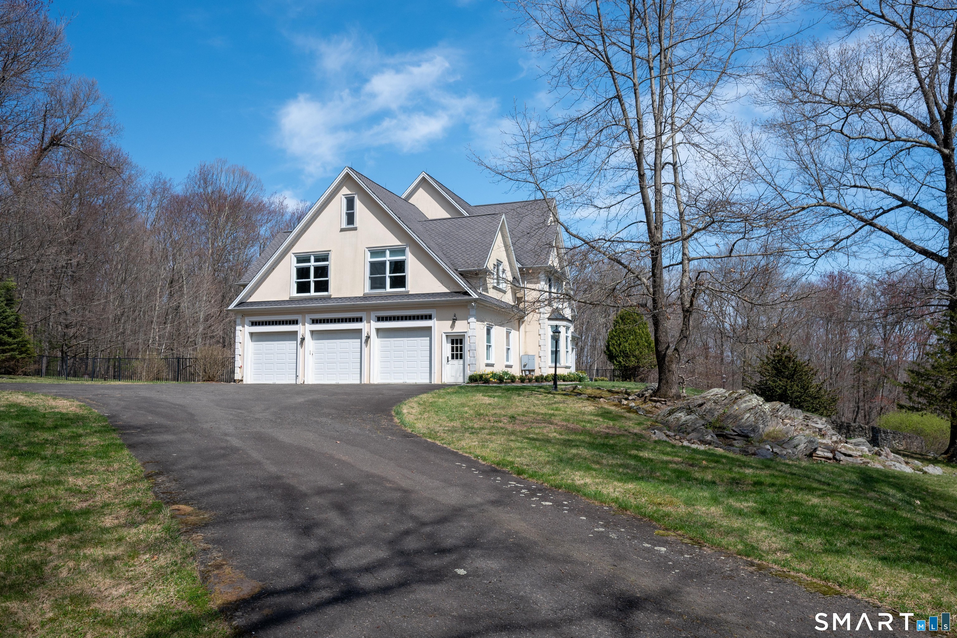 48 Coach Light Drive Woodbury CT 06798