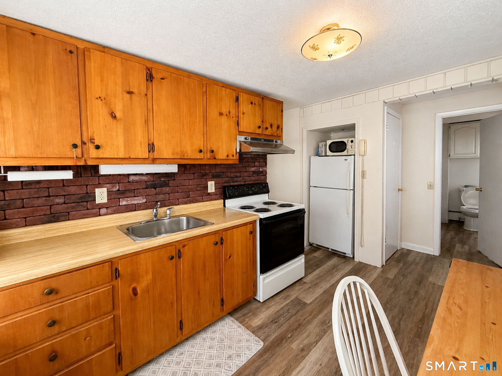 306 Chestnut Hill Road Colchester CT 06415