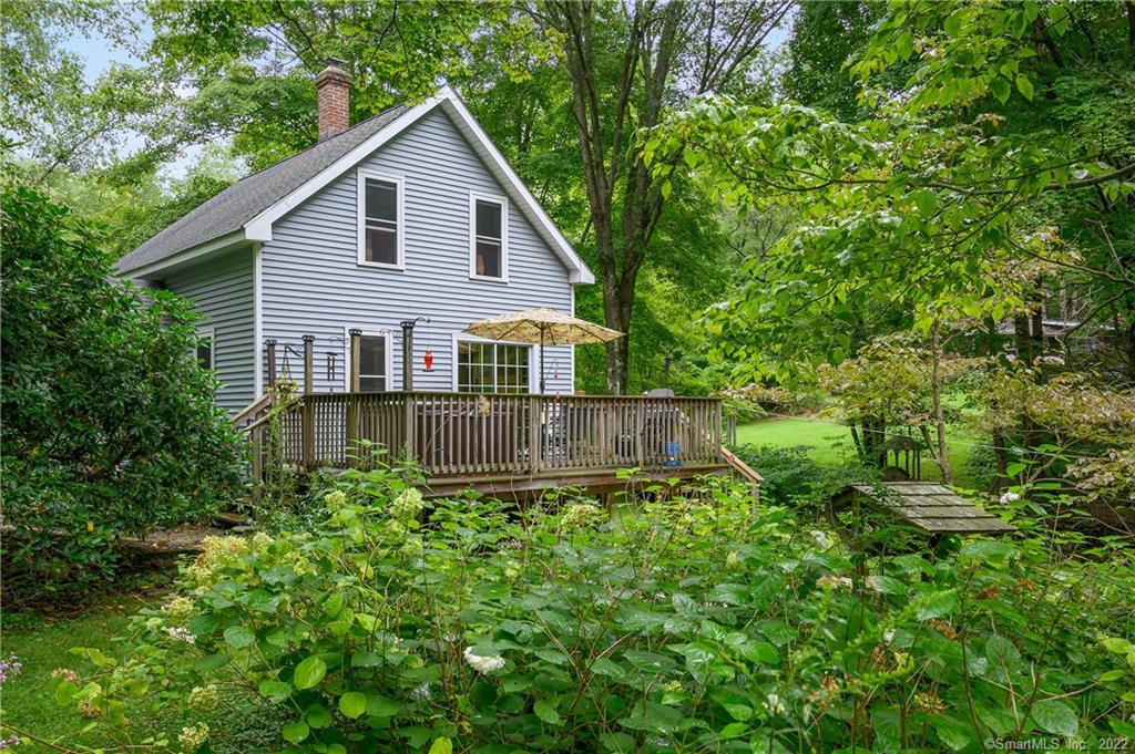 391 North Eagleville Road Mansfield CT 06268