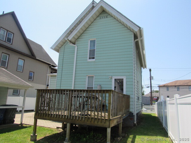 76 Porter Street Bridgeport CT 06606