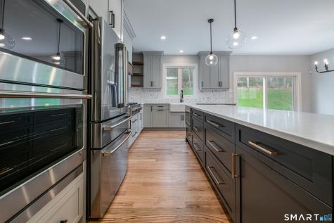 4 Pumpkin Grove East Lyme CT 06333