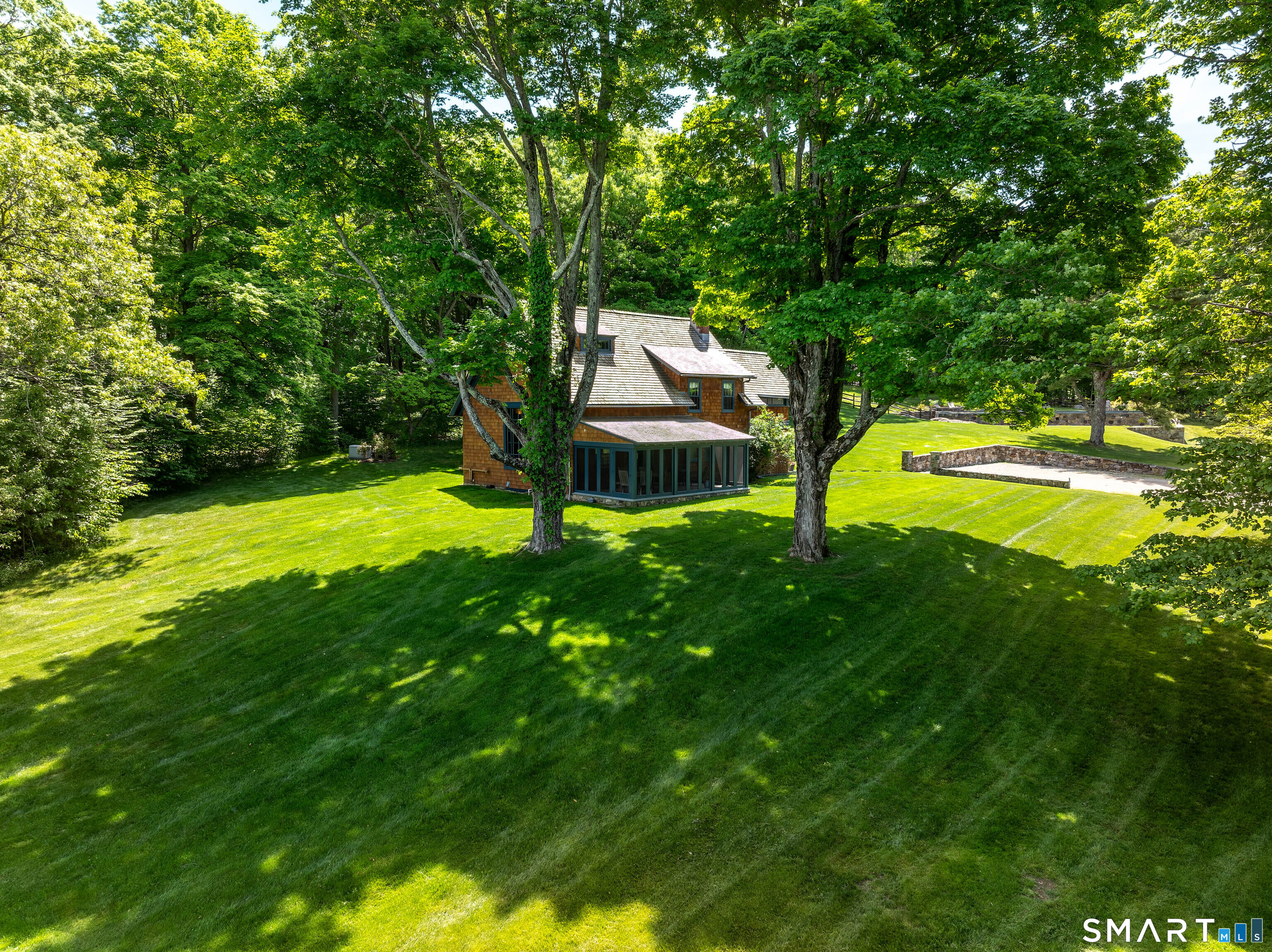 240 Umpawaug Road Redding CT 06896