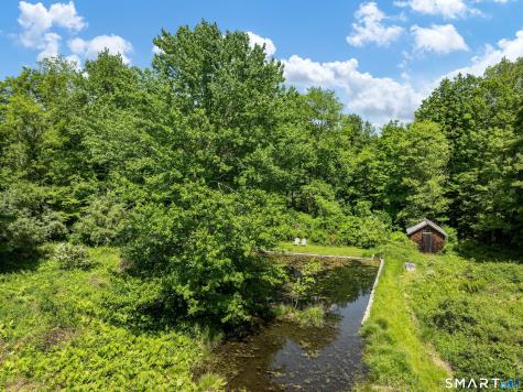 240 Umpawaug Road Redding CT 06896
