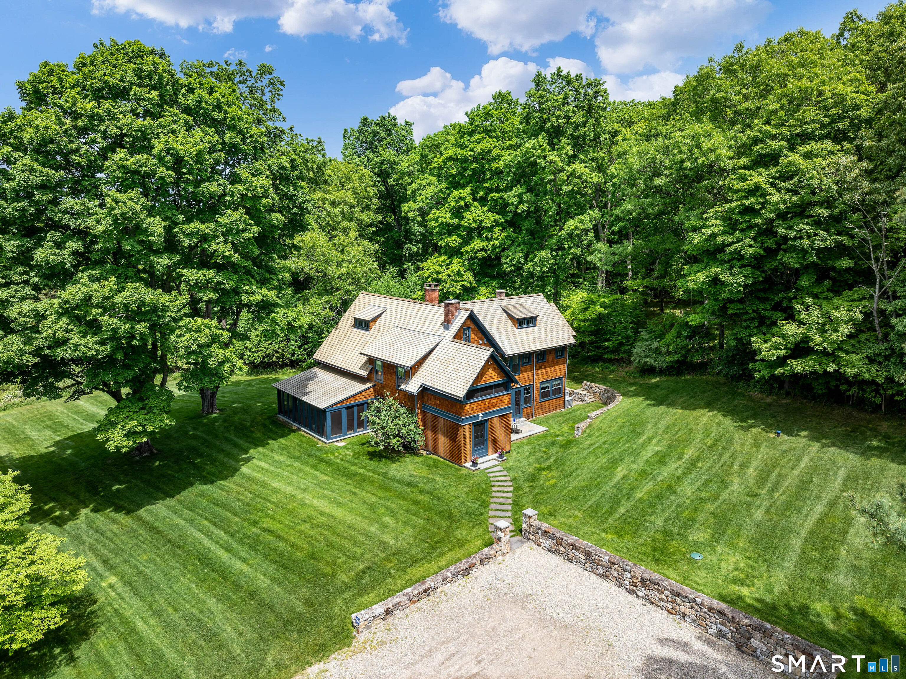 240 Umpawaug Road Redding CT 06896