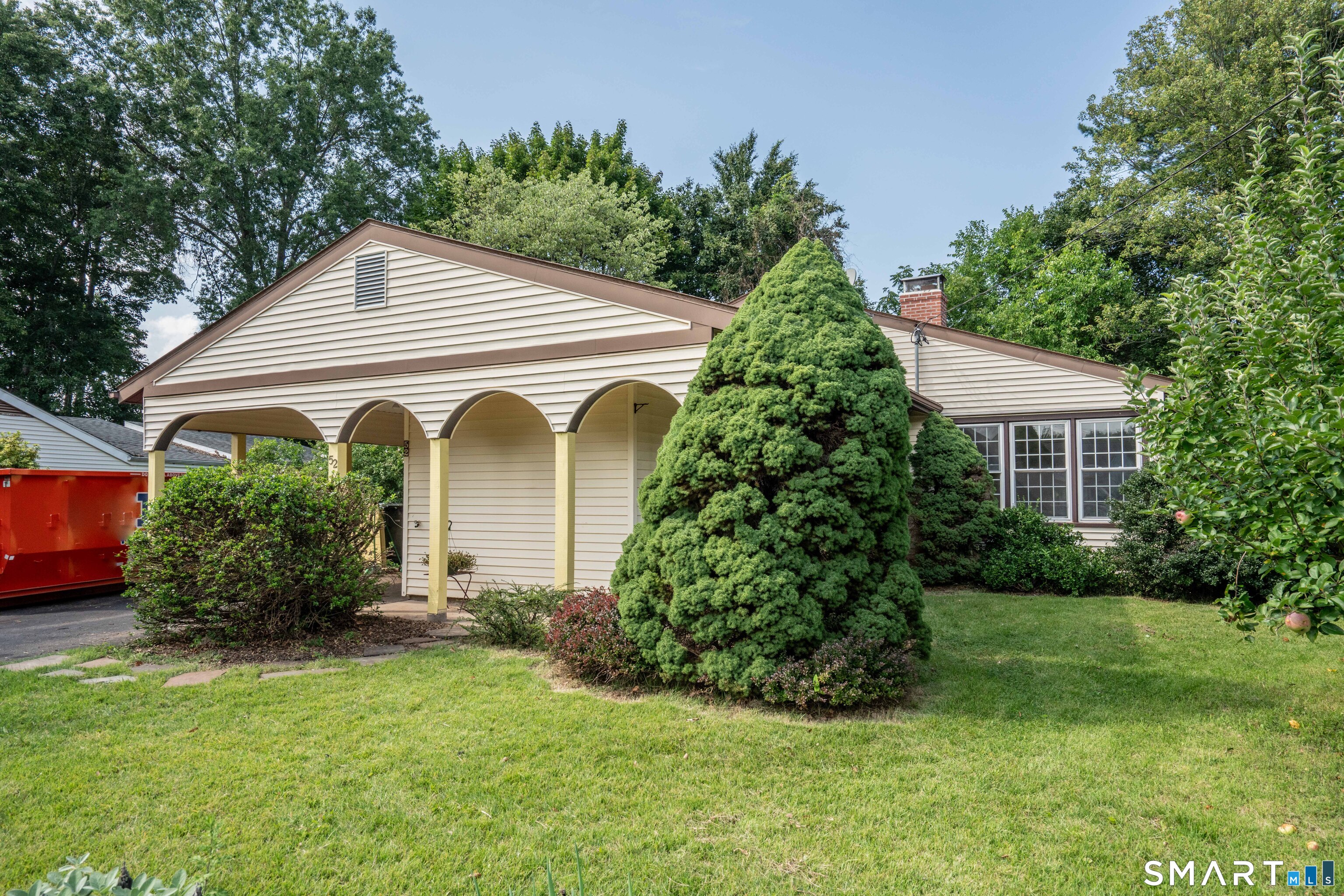 52 Greenhouse Boulevard West Hartford CT 06110